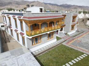 BON Laba Residency